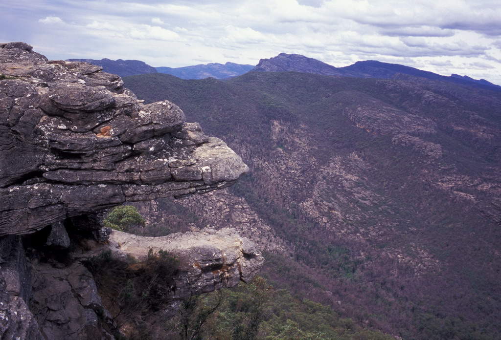 337-38 Grampians National Park